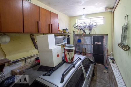 Casa à venda com 227m², 4 quartos e 1 vaga Casa à venda com 227m², 4 quartos e 1 vagaGaragem