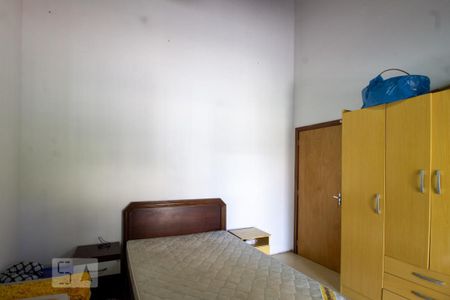 Casa à venda com 227m², 4 quartos e 1 vaga Casa à venda com 227m², 4 quartos e 1 vagaQuarto 1