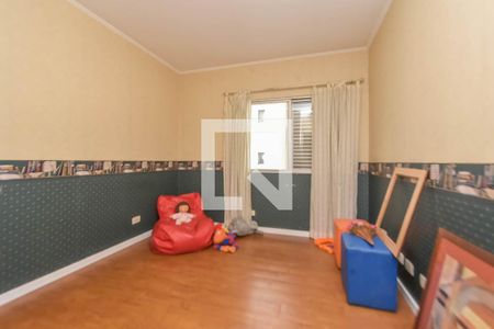 Apartamento à venda com 240m², 4 quartos e 2 vagas Apartamento à venda com 240m², 4 quartos e 2 vagasQuarto 3