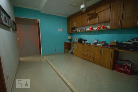 Casa para alugar com 320m², 6 quartos e 2 vagasEscritório