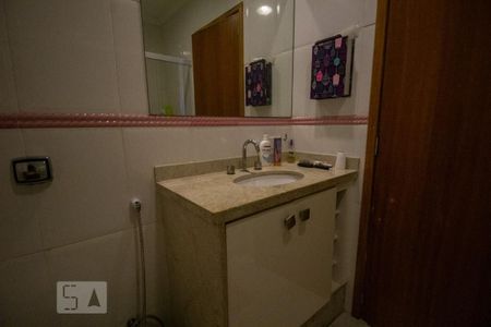 Casa para alugar com 320m², 6 quartos e 2 vagasBanheiro da Suíte 2