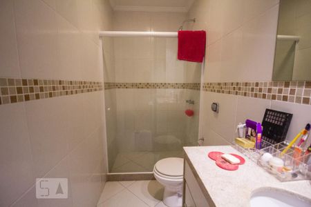 Casa para alugar com 320m², 6 quartos e 2 vagasBanheiro do Corredor