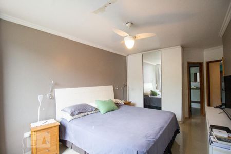 Suíte 1 de casa para alugar com 6 quartos, 320m² em Vargem Pequena, Rio de Janeiro