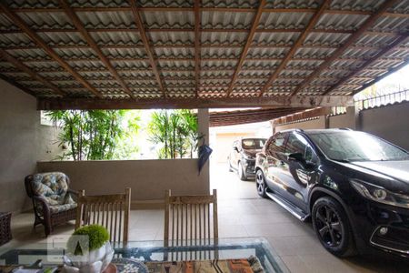 Casa à venda com 230m², 3 quartos e 3 vagasQuintal