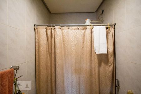 Casa à venda com 230m², 3 quartos e 3 vagasBanheiro da Suíte