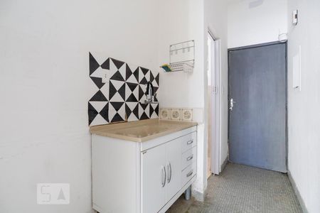Cozinha de kitnet/studio para alugar com 1 quarto, 37m² em República, São Paulo