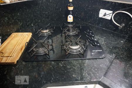 Casa de condomínio à venda com 70m², 2 quartos e 2 vagasCozinha