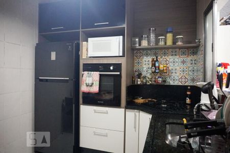 Casa de condomínio à venda com 70m², 2 quartos e 2 vagasCozinha