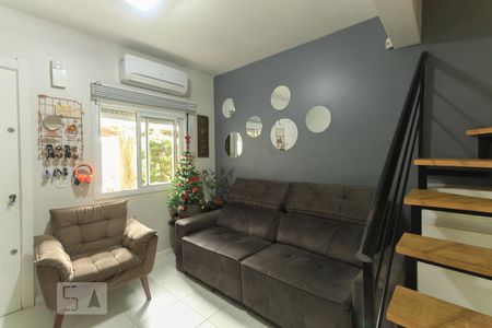 Sala de casa de condomínio à venda com 3 quartos, 130m² em Cavalhada, Porto Alegre