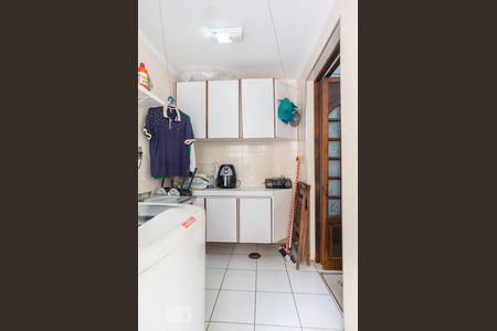 Casa à venda com 130m², 3 quartos e 2 vagasÁrea de Serviço