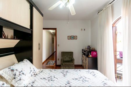 Casa à venda com 130m², 3 quartos e 2 vagasSuíte 