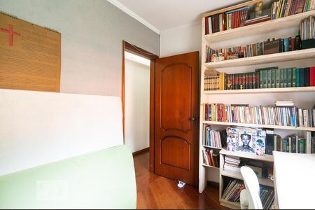 Casa à venda com 130m², 3 quartos e 2 vagasQuarto 2