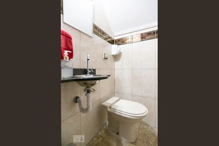 Lavabo de casa à venda com 3 quartos, 130m² em Parque São Domingos, São Paulo