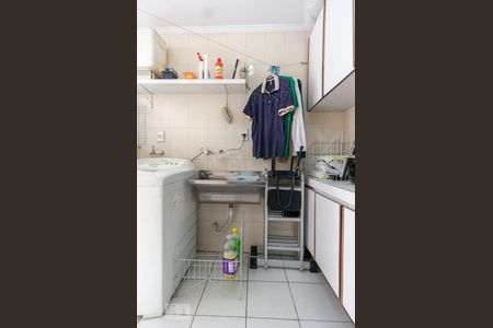 Casa à venda com 130m², 3 quartos e 2 vagasÁrea de Serviço