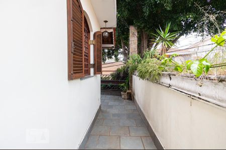 Casa à venda com 130m², 3 quartos e 2 vagasVaranda