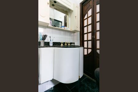 Casa à venda com 130m², 3 quartos e 2 vagasBanheiro da Suíte