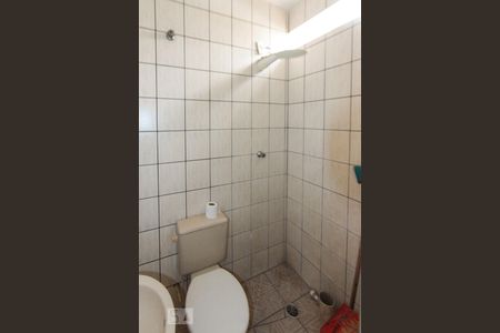 Casa para alugar com 180m², 2 quartos e sem vaga Casa para alugar com 180m², 2 quartos e sem vagaBanheiro da Suite 02