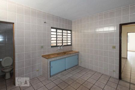 Casa para alugar com 180m², 2 quartos e sem vaga Casa para alugar com 180m², 2 quartos e sem vagaCozinha