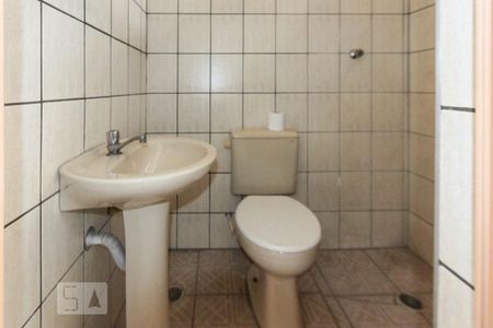 Casa para alugar com 180m², 2 quartos e sem vaga Casa para alugar com 180m², 2 quartos e sem vagaBanheiro da Suite 02