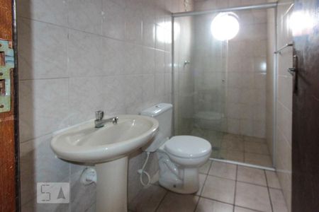 Banheiro da Suite de casa para alugar com 2 quartos, 180m² em Vila Ema, São Paulo