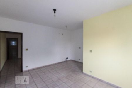 Suite de casa para alugar com 2 quartos, 180m² em Vila Ema, São Paulo