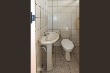 Casa para alugar com 180m², 2 quartos e sem vaga Casa para alugar com 180m², 2 quartos e sem vagaBanheiro da Suite 02