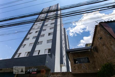 Apartamento para alugar com 79m², 2 quartos e 1 vaga Apartamento para alugar com 79m², 2 quartos e 1 vagaFachada