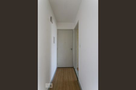 Apartamento para alugar com 79m², 2 quartos e 1 vaga Apartamento para alugar com 79m², 2 quartos e 1 vagaCorredor de Entrada