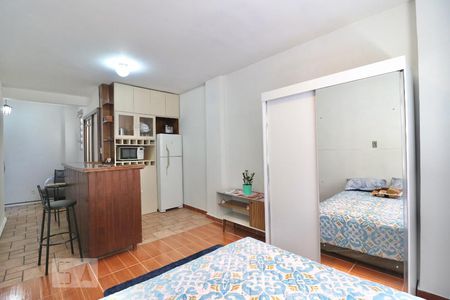 Studio para alugar com 30m², 1 quarto e sem vaga Studio para alugar com 30m², 1 quarto e sem vagaSala/Quarto