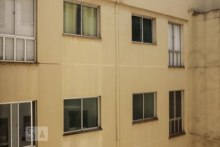 Vista Janela Sala de apartamento para alugar com 2 quartos, 52m² em Presidente Medici, Ribeirão Preto