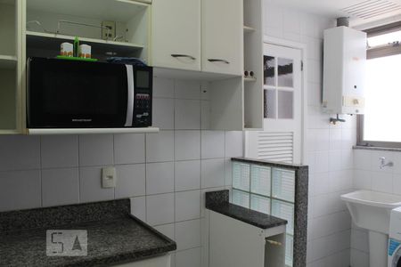 Apartamento para alugar com 109m², 3 quartos e 2 vagasCozinha