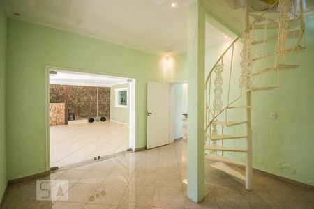 Casa à venda com 250m², 5 quartos e 2 vagasSala de Estar