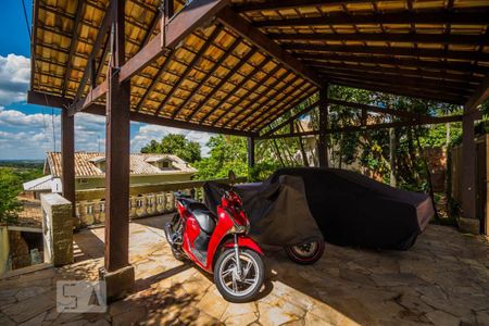 Casa à venda com 250m², 5 quartos e 2 vagasGaragem