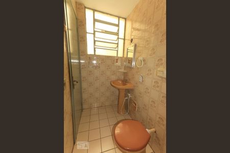 Apartamento à venda com 68m², 2 quartos e sem vagaBanheiro