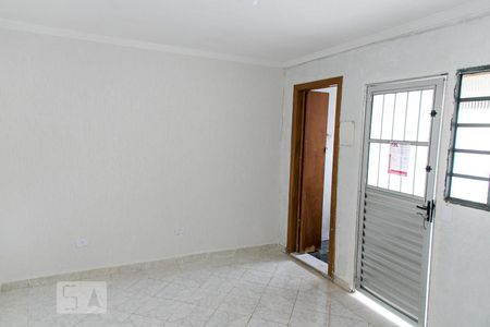 Sala de Casa com 1 quarto, 60m² Vila Mazzei