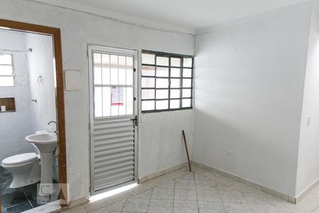 Sala de Casa com 1 quarto, 60m² Vila Mazzei