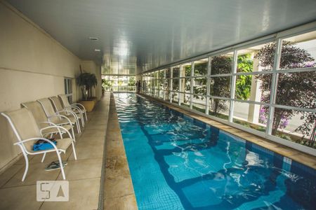 Apartamento à venda com 53m², 1 quarto e 1 vagaÁrea comum - Piscina