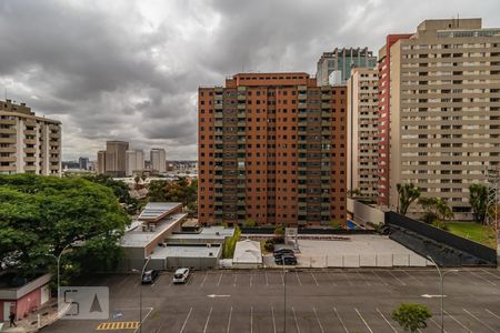 Vista da Varanda da Sala de apartamento à venda com 1 quarto, 49m² em Alphaville Industrial, Barueri