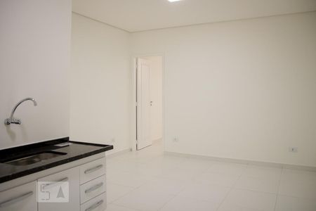 Sala/Cozinha de apartamento para alugar com 1 quarto, 50m² em Nova Gerti, São Caetano do Sul
