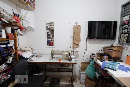 Casa à venda com 100m², 6 quartos e 2 vagasQuarto 3