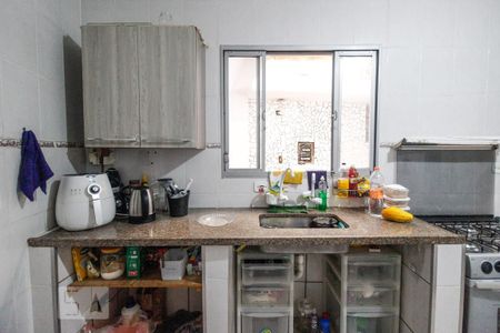 Casa à venda com 100m², 6 quartos e 2 vagasCozinha