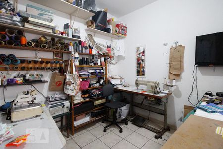 Casa à venda com 100m², 6 quartos e 2 vagasQuarto 3