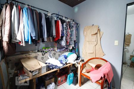 Casa à venda com 100m², 6 quartos e 2 vagasQuarto 3