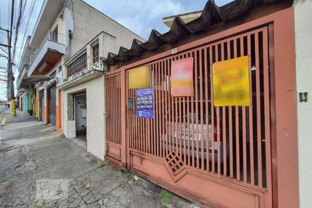 Casa à venda com 100m², 6 quartos e 2 vagasFachada