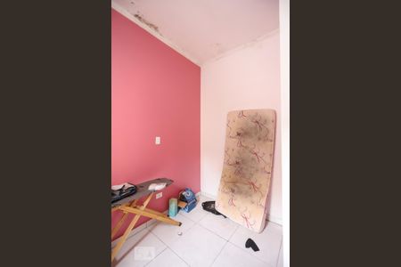 Casa à venda com 100m², 6 quartos e 2 vagasQuarto 1