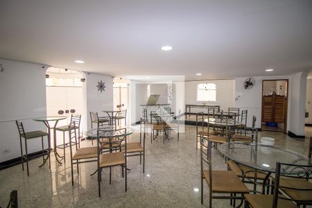 Apartamento à venda com 55m², 2 quartos e 1 vagaÁrea comum - Salão de festas