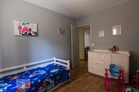 Apartamento à venda com 120m², 3 quartos e 2 vagas Apartamento à venda com 120m², 3 quartos e 2 vagasQuarto