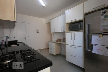 Apartamento à venda com 120m², 3 quartos e 2 vagas Apartamento à venda com 120m², 3 quartos e 2 vagasCozinha