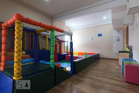 Apartamento à venda com 120m², 3 quartos e 2 vagas Apartamento à venda com 120m², 3 quartos e 2 vagasÁrea Comum