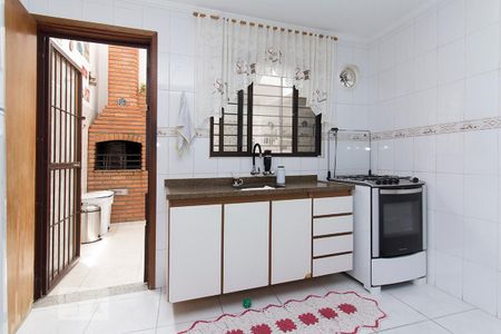 Casa à venda com 102m², 3 quartos e 3 vagas Casa à venda com 102m², 3 quartos e 3 vagasCozinha - Armários